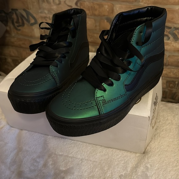 Harry Potter vans - Picture 2 of 3